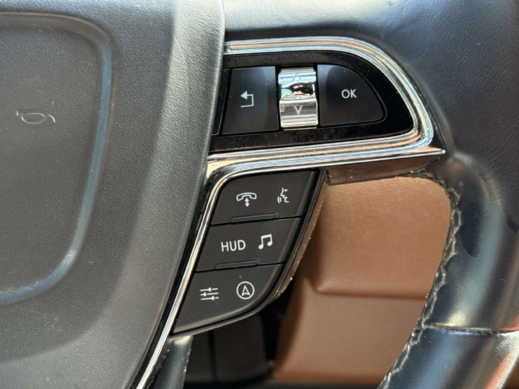 Used 2024 Lincoln Navigator Reserve AWD/4WD image 35