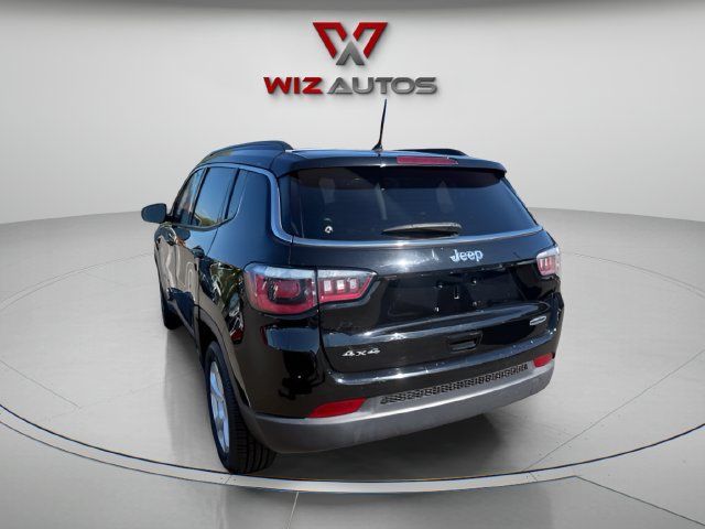 Used 2018 Jeep Compass Latitude AWD/4WD image 3