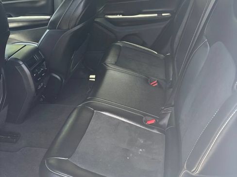 Used 2025 Jeep Grand Cherokee Altitude AWD/4WD image 4