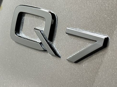 Used 2023 Audi Q7 2.0T Premium Plus w/ Premium Plus Package image 10