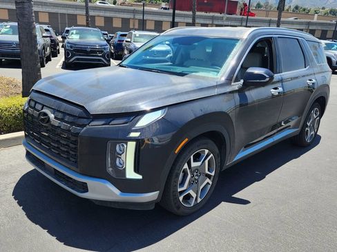 Used 2024 Hyundai Palisade Limited FWD image 10