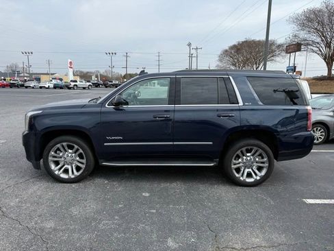 Used 2020 GMC Yukon SLT w/ Premium Edition image 4