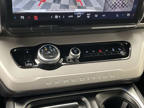 New 2026 Ford Expedition Max Active image 23