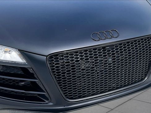 Used 2011 Audi R8 V10 AWD/4WD image 26