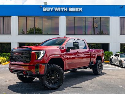 Used 2025 GMC Sierra 2500 AT4 w/ AT4 Premium Plus Package