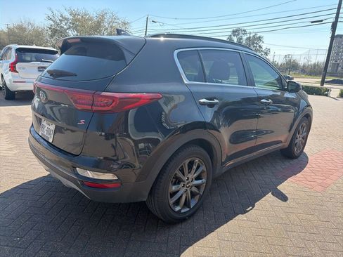 Used 2020 Kia Sportage S w/ S Premium Package image 4