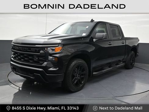 Used 2024 Chevrolet Silverado 1500 Custom w/ Turbomax Blackout Package RWD image 1