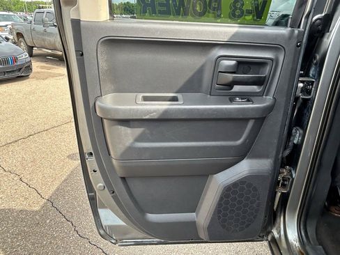 Used 2011 RAM 1500 ST w/ SXT Appearance Group AWD/4WD image 13