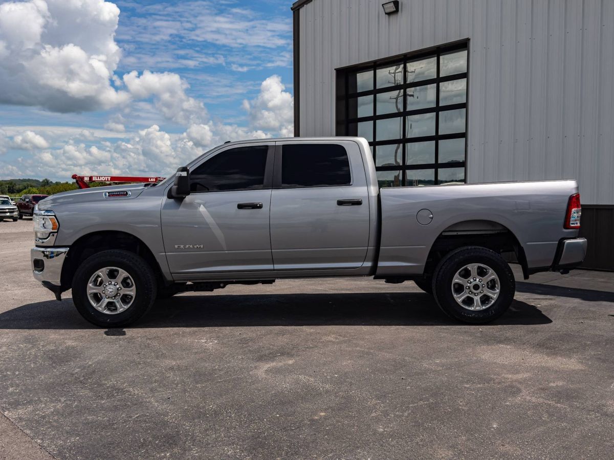 Used 2024 RAM 2500 Big Horn w/ Bed Utility Group AWD/4WD image 2