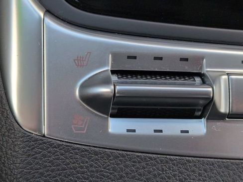 Used 2025 Kia Carnival SX Prestige FWD image 24