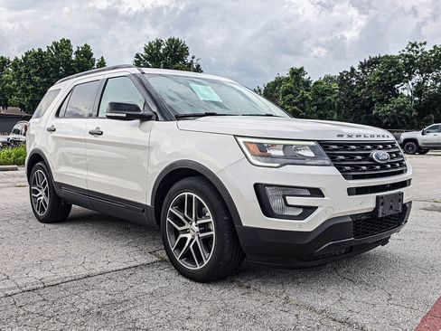 Used 2017 Ford Explorer Sport w/ Equipment Group 401A AWD/4WD image 1