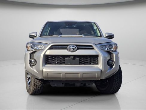 Used 2022 Toyota 4Runner TRD Off-Road Premium AWD/4WD image 3