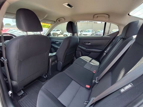 Used 2021 Nissan Sentra SV FWD image 31