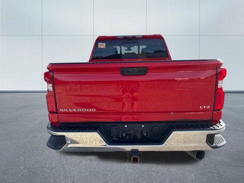 Used 2021 Chevrolet Silverado 2500 LTZ w/ LTZ Premium Package AWD/4WD image 3
