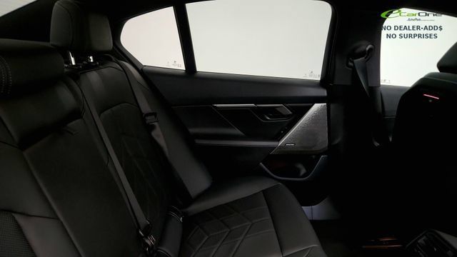 Used 2026 BMW i5 eDrive40 w/ M Sport Package RWD image 40