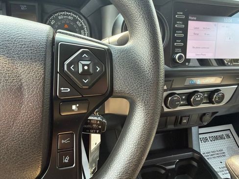 Used 2021 Toyota Tacoma SR AWD/4WD image 29