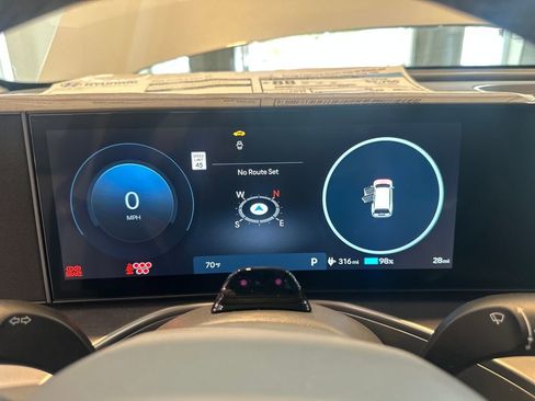 New 2026 Hyundai Ioniq 9 SE AWD/4WD image 19