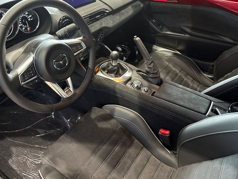 New 2026 MAZDA MX-5 Miata RF Club w/ Interior Package RWD image 8