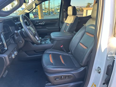 Used 2025 GMC Sierra 1500 AT4 AWD/4WD image 5