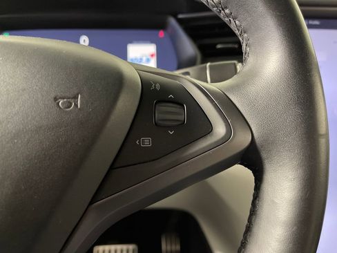 Used 2018 Tesla Model X 100D image 29