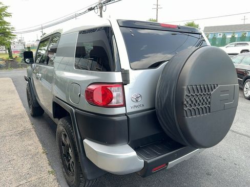 Used 2007 Toyota FJ Cruiser 4WD image 4