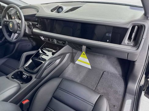 New 2026 Porsche Cayenne E-Hybrid image 31