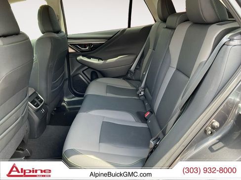 Used 2025 Subaru Outback Onyx Edition AWD/4WD image 13