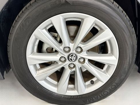 Used 2023 Toyota Corolla SE FWD image 30