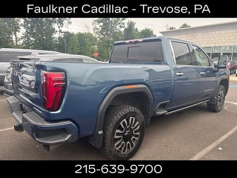 Used 2024 GMC Sierra 3500 Denali Ultimate AWD/4WD image 2