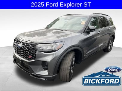 Used 2025 Ford Explorer ST