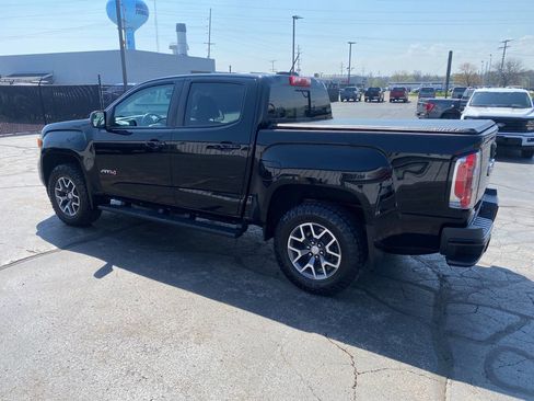 Used 2022 GMC Canyon AT4 image 8