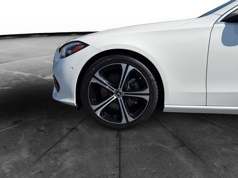 Used 2025 Mercedes-Benz C 300 Sedan image 14
