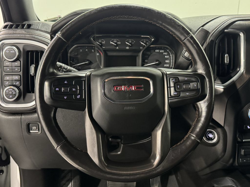 Used 2021 GMC Sierra 1500 AT4 AWD/4WD image 5