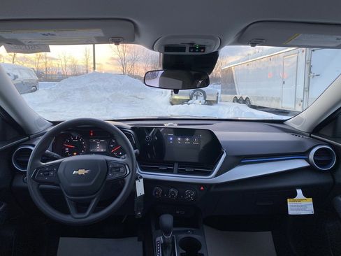 New 2026 Chevrolet Trax LS w/ LS Convenience Package image 20