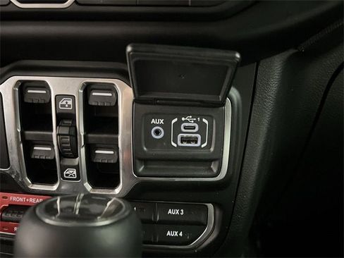 Used 2023 Jeep Wrangler Unlimited Rubicon 4xe w/ Steel Bumper Group image 35