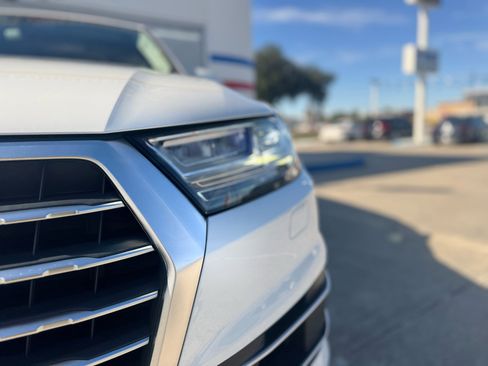 Used 2018 Audi Q7 3.0T Premium Plus w/ Premium Plus Package image 5