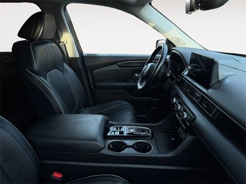 Used 2023 Honda Pilot Elite image 11