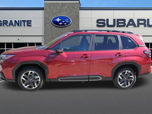 Used 2025 Subaru Forester Limited AWD/4WD image 12