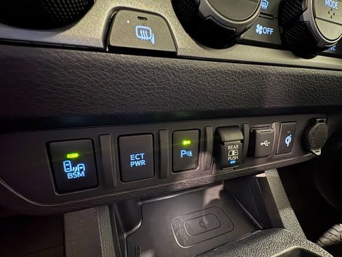 Used 2020 Toyota Tacoma TRD Pro image 27