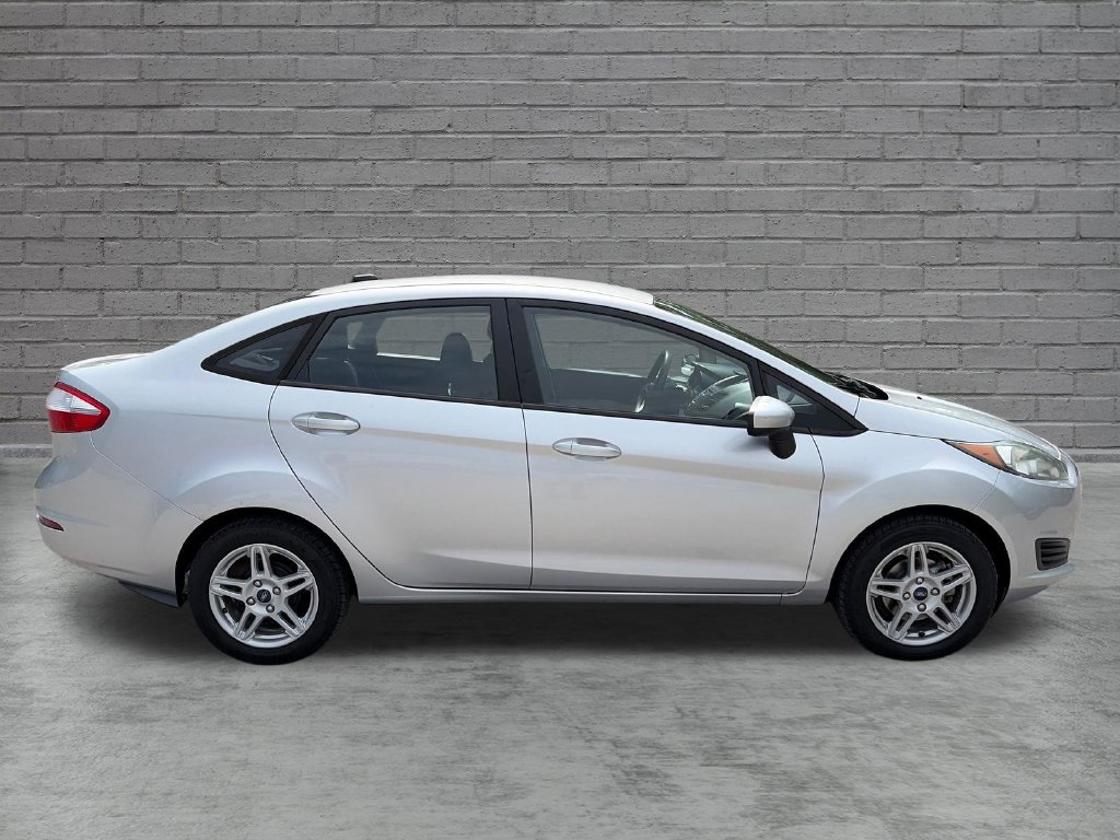 Used 2018 Ford Fiesta SE FWD image 7