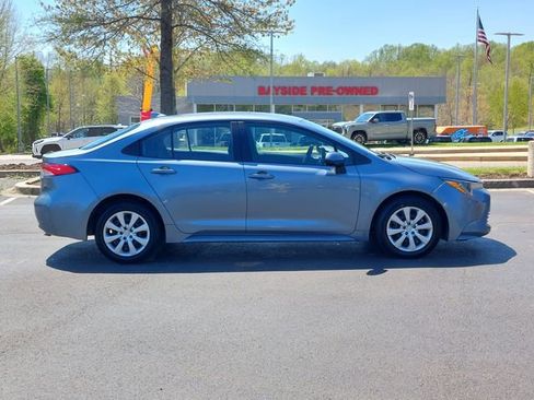 Used 2024 Toyota Corolla LE image 7