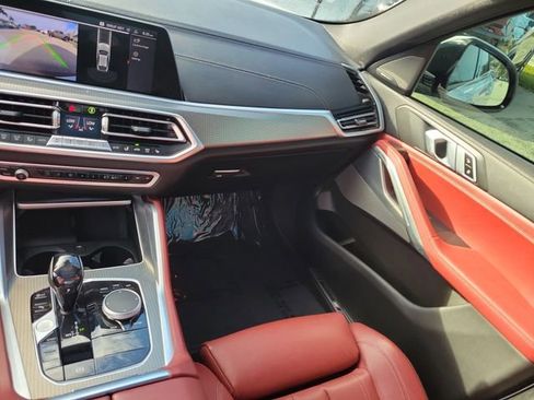 Used 2021 BMW X6 sDrive40i w/ M Sport Package image 18