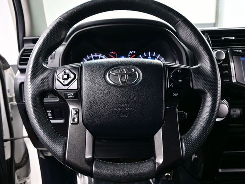 Used 2015 Toyota 4Runner Trail image 22