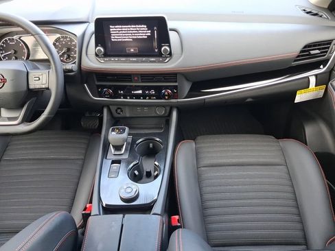 New 2026 Nissan Rogue SV AWD/4WD image 4