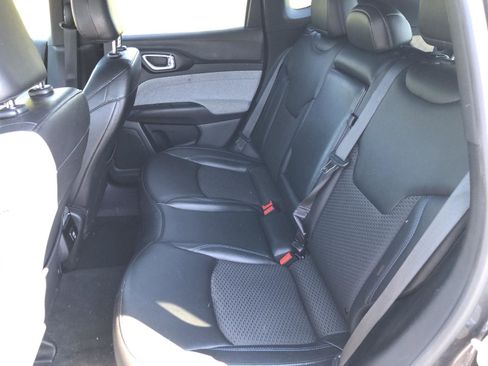 Certified 2024 Jeep Compass Latitude image 18