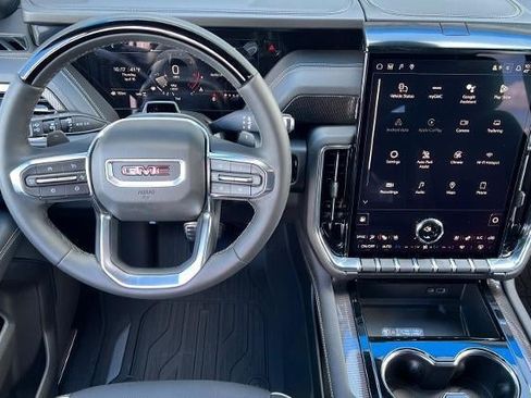 New 2026 GMC Yukon XL Elevation w/ Elevation Premium Package AWD/4WD image 15