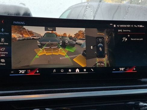 Used 2025 BMW X5 M60i w/ Climate Comfort Package image 14