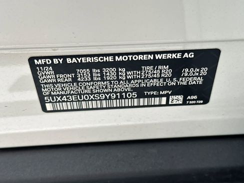 Used 2025 BMW X5 xDrive50e image 33