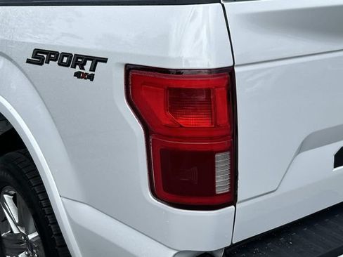 Used 2019 Ford F150 Lariat w/ Equipment Group 502A Luxury AWD/4WD image 11