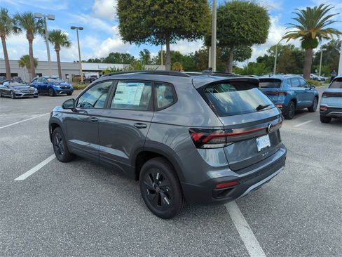 New 2025 Volkswagen Taos S image 7